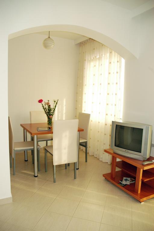 Apartments 3Ade 乌尔齐尼 外观 照片